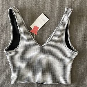 Zara cropped top Size M